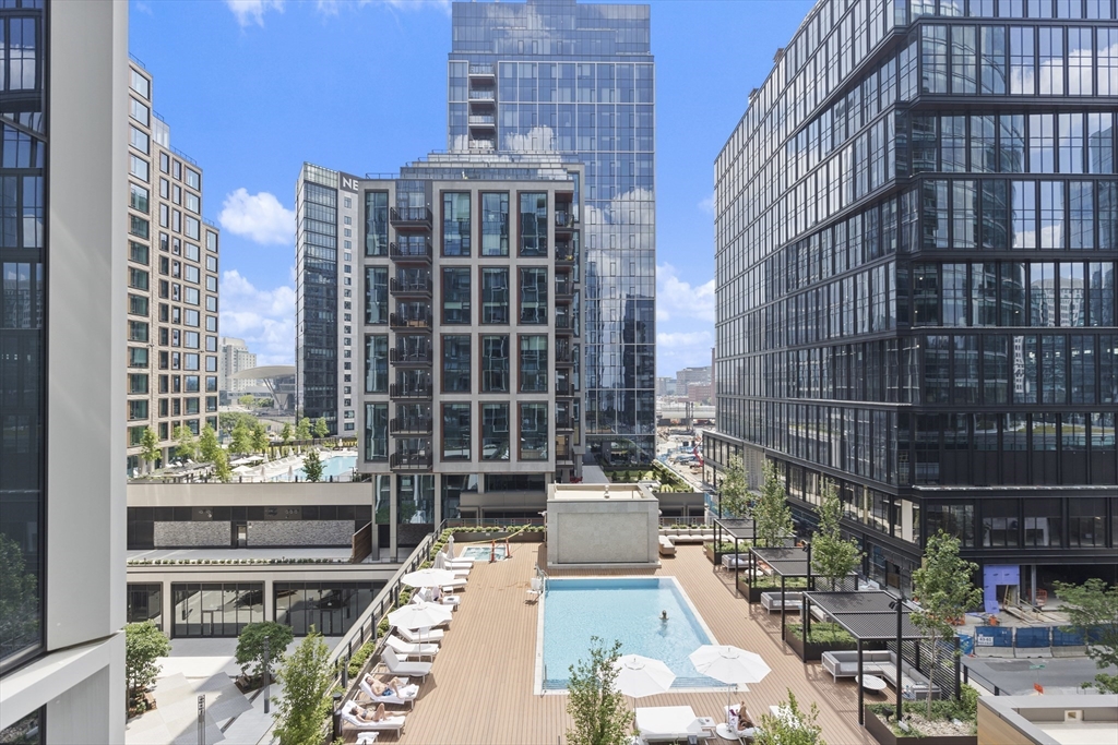 135 Seaport # 1807