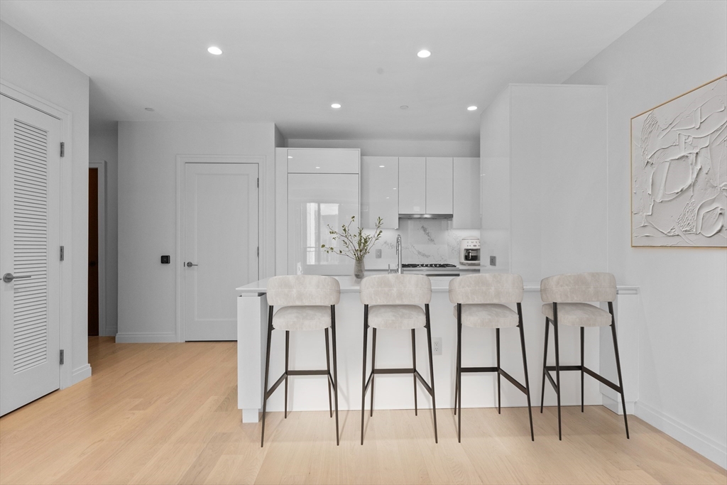 135 Seaport # 1807