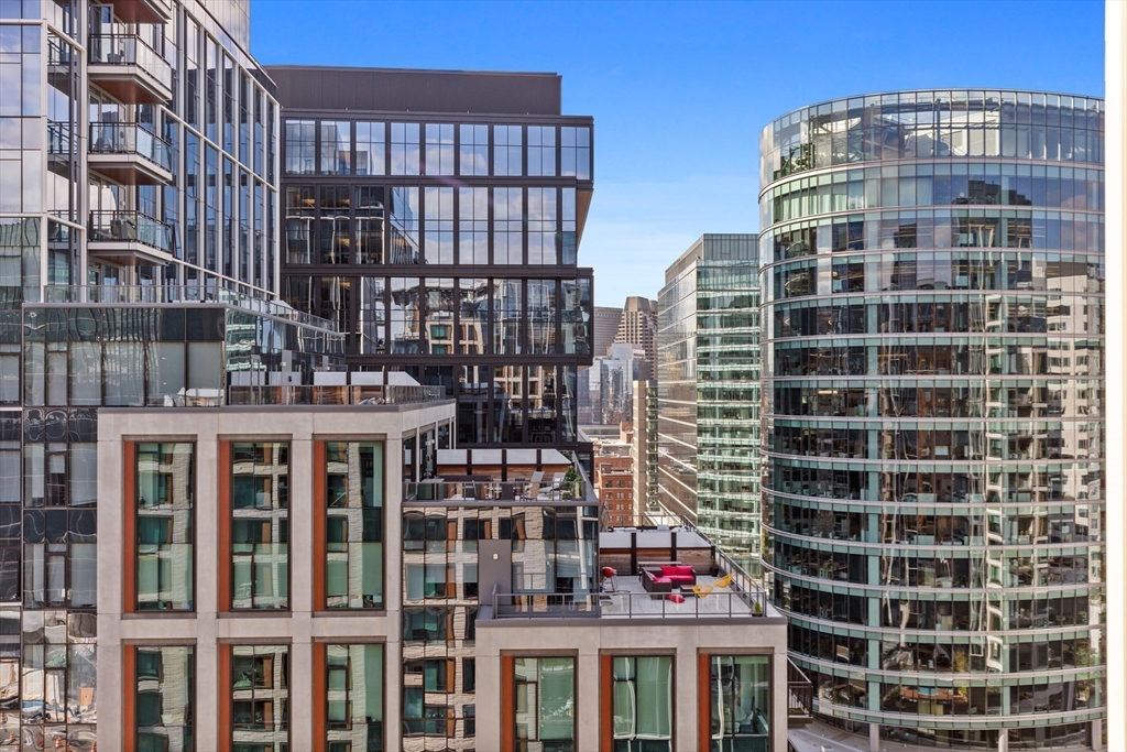 135 Seaport # 1807