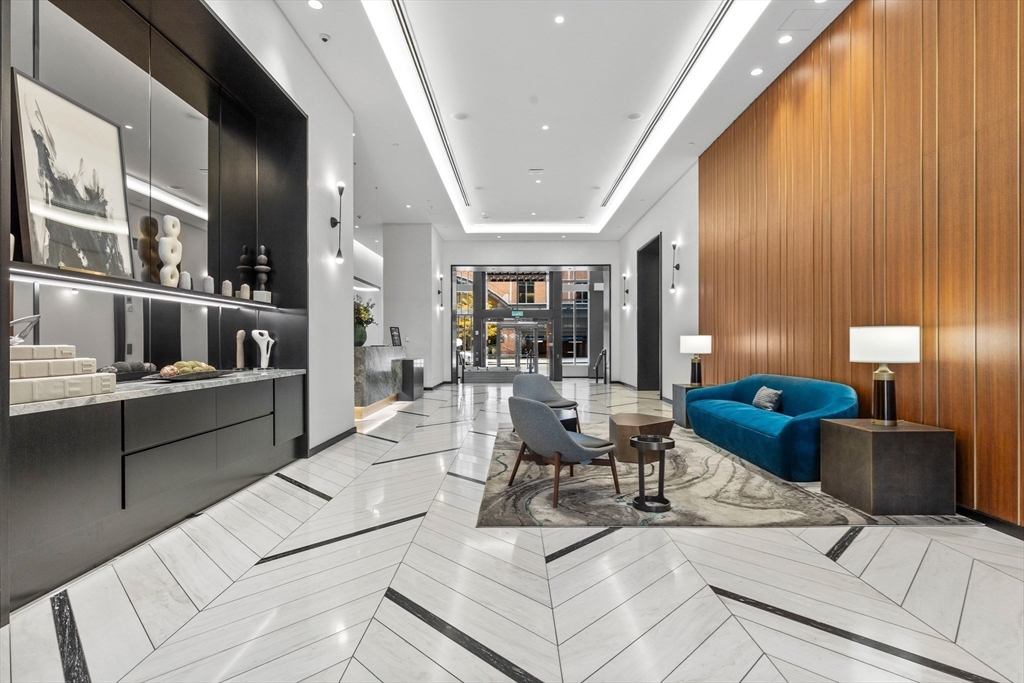 135 Seaport # 1807