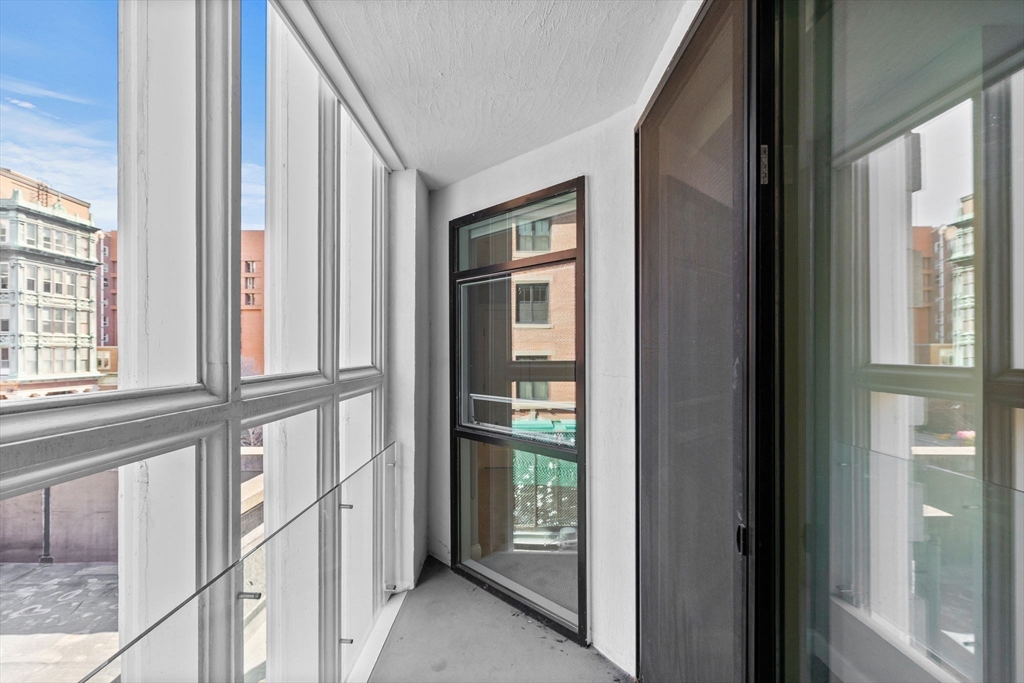 771 Harrison Ave # 305