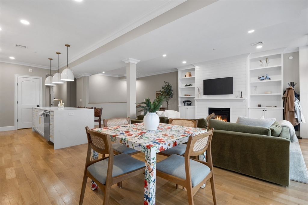 119 Saint Botolph St. # 2