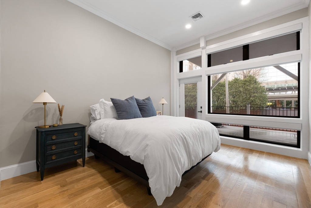 119 Saint Botolph St. # 2