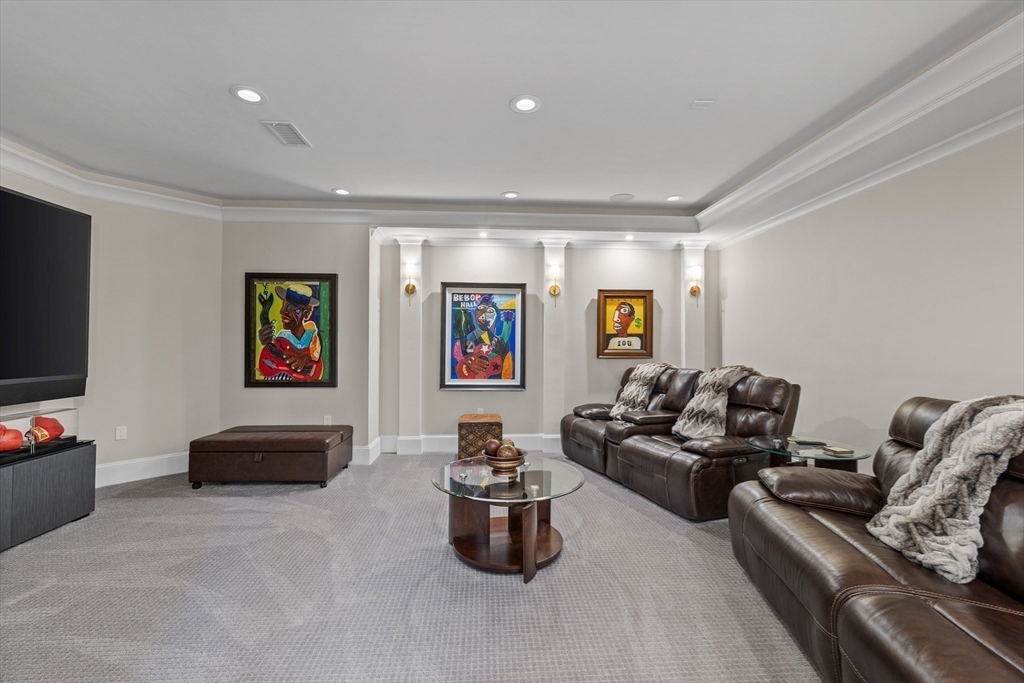 37 Radcliffe Rd