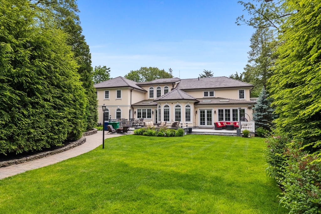 37 Radcliffe Rd