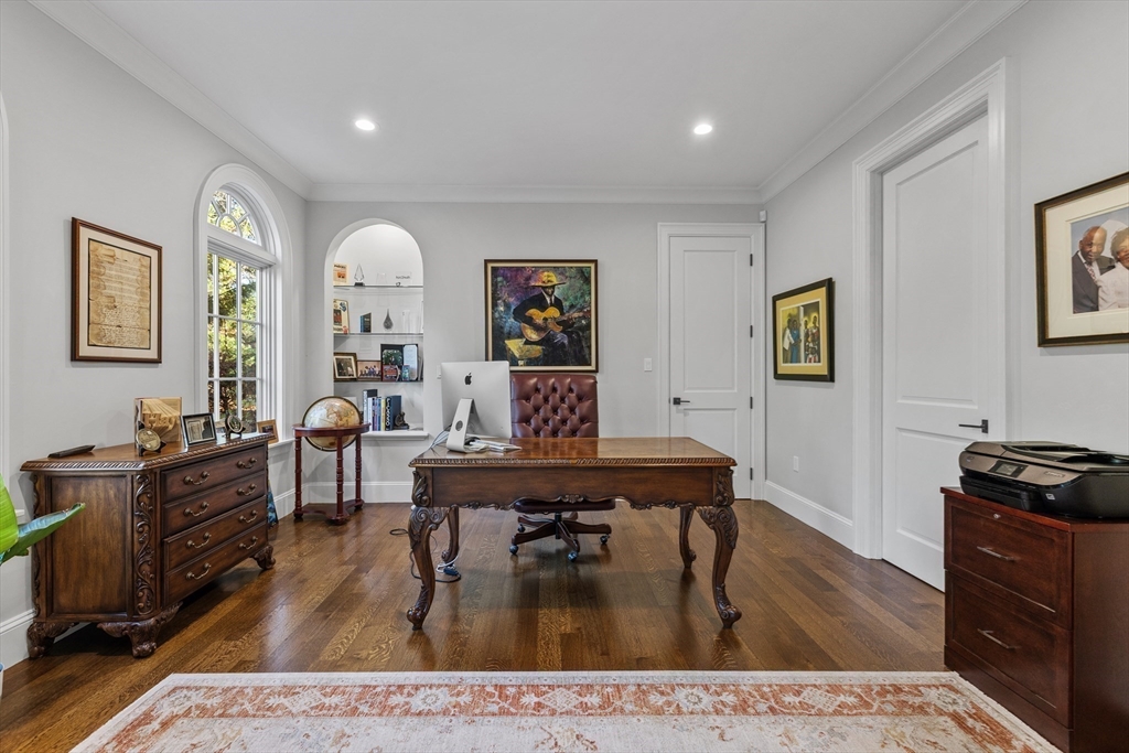 37 Radcliffe Rd