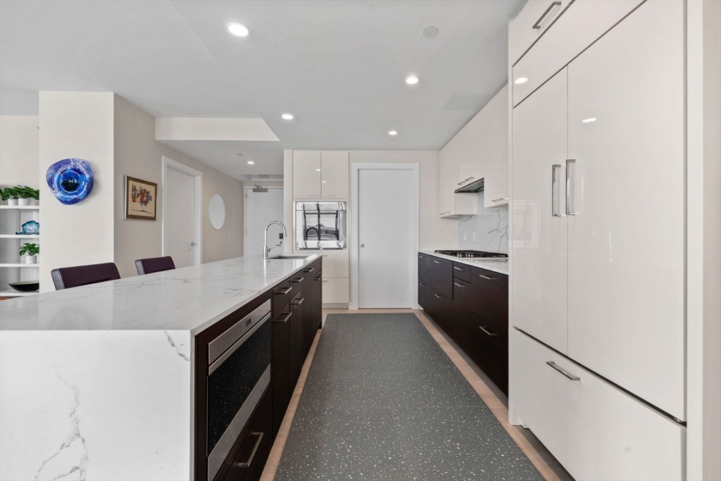 110 Broad St # 901