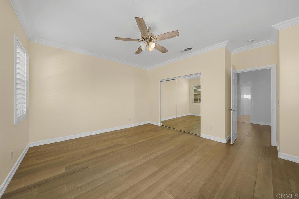 724 Crooked Path Place