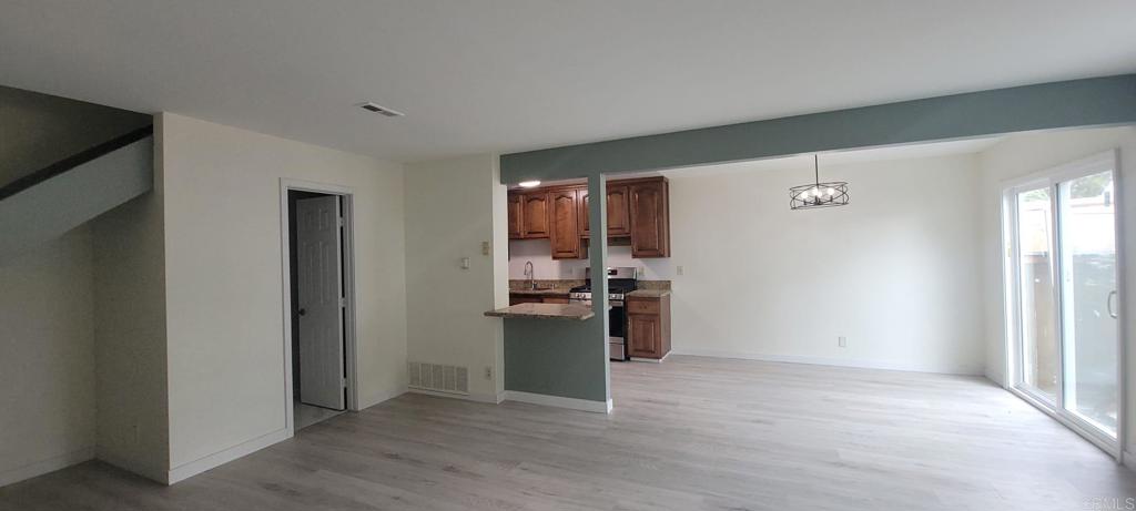 1372 W San Ysidro Boulevard C