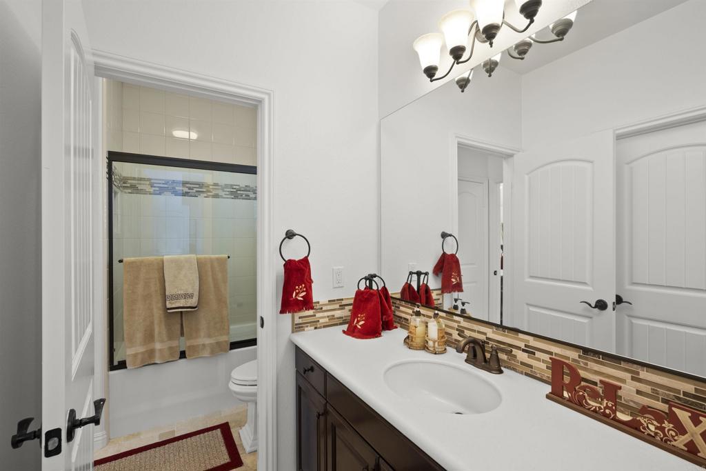 3024 NATUREVIEW Court