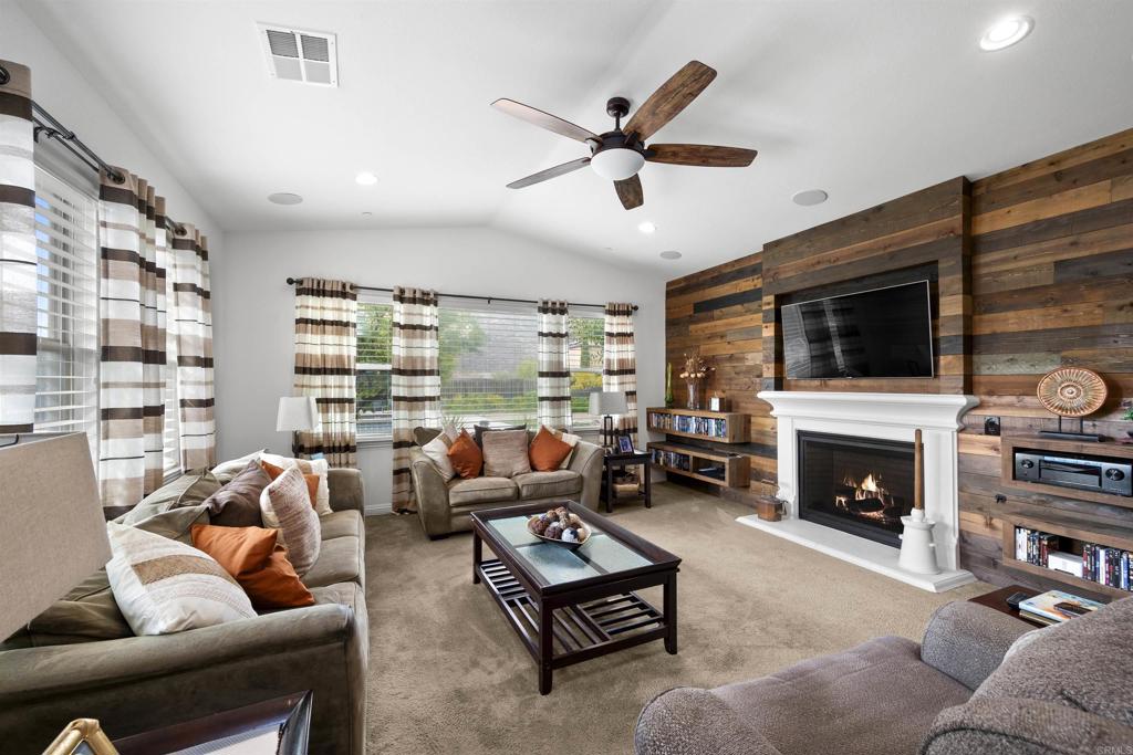 3024 NATUREVIEW Court