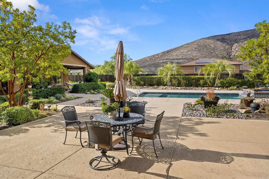 3024 NATUREVIEW Court