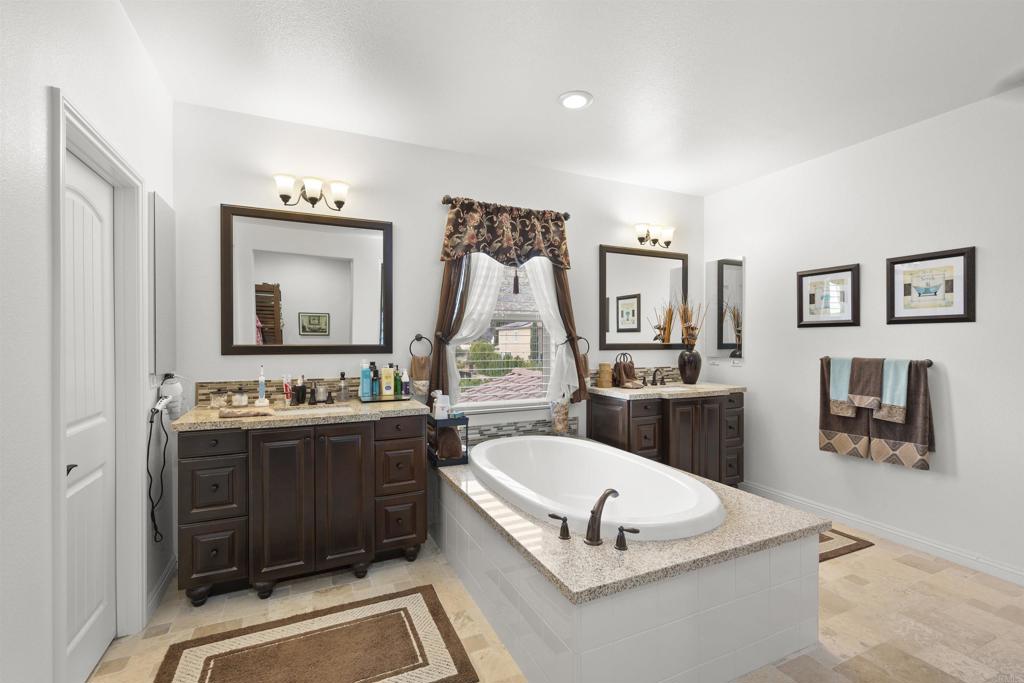 3024 NATUREVIEW Court