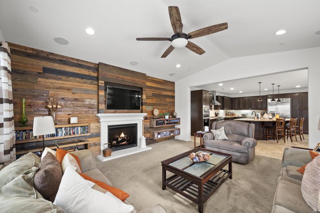 3024 NATUREVIEW Court