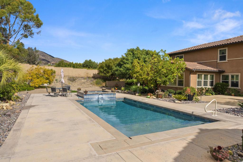 3024 NATUREVIEW Court