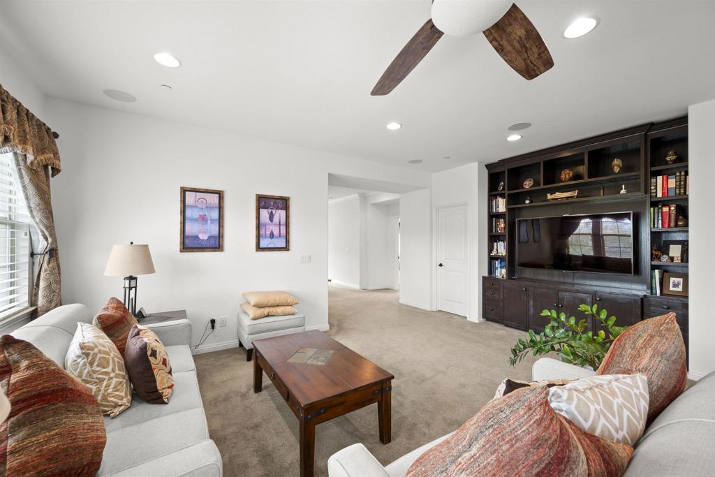 3024 NATUREVIEW Court