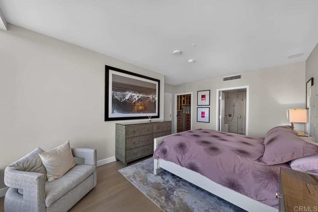 888 W E Street 3006
