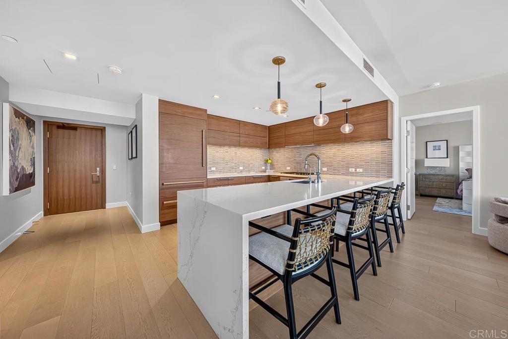 888 W E Street 3006