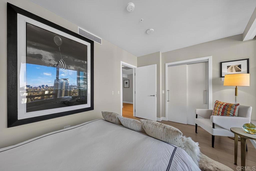 888 W E Street 3006