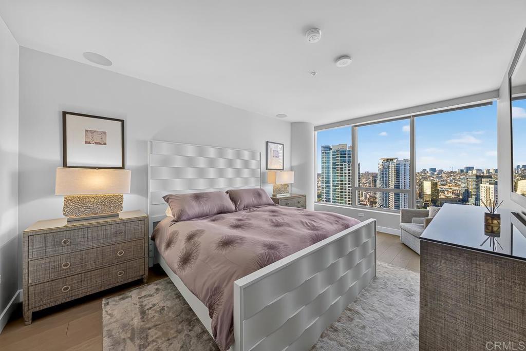 888 W E Street 3006