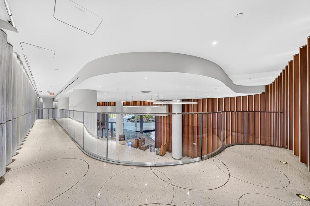 888 W E Street 3006