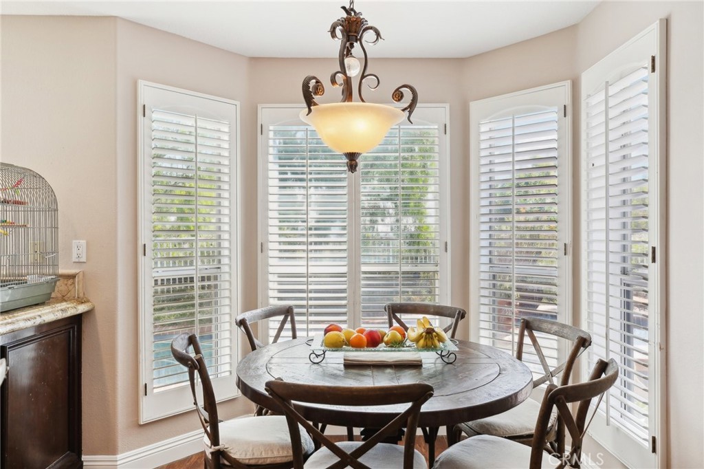 932 S Camerford Lane