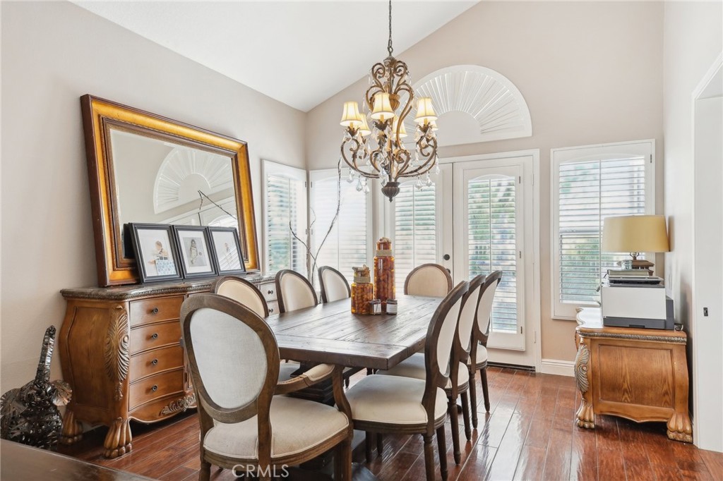 932 S Camerford Lane