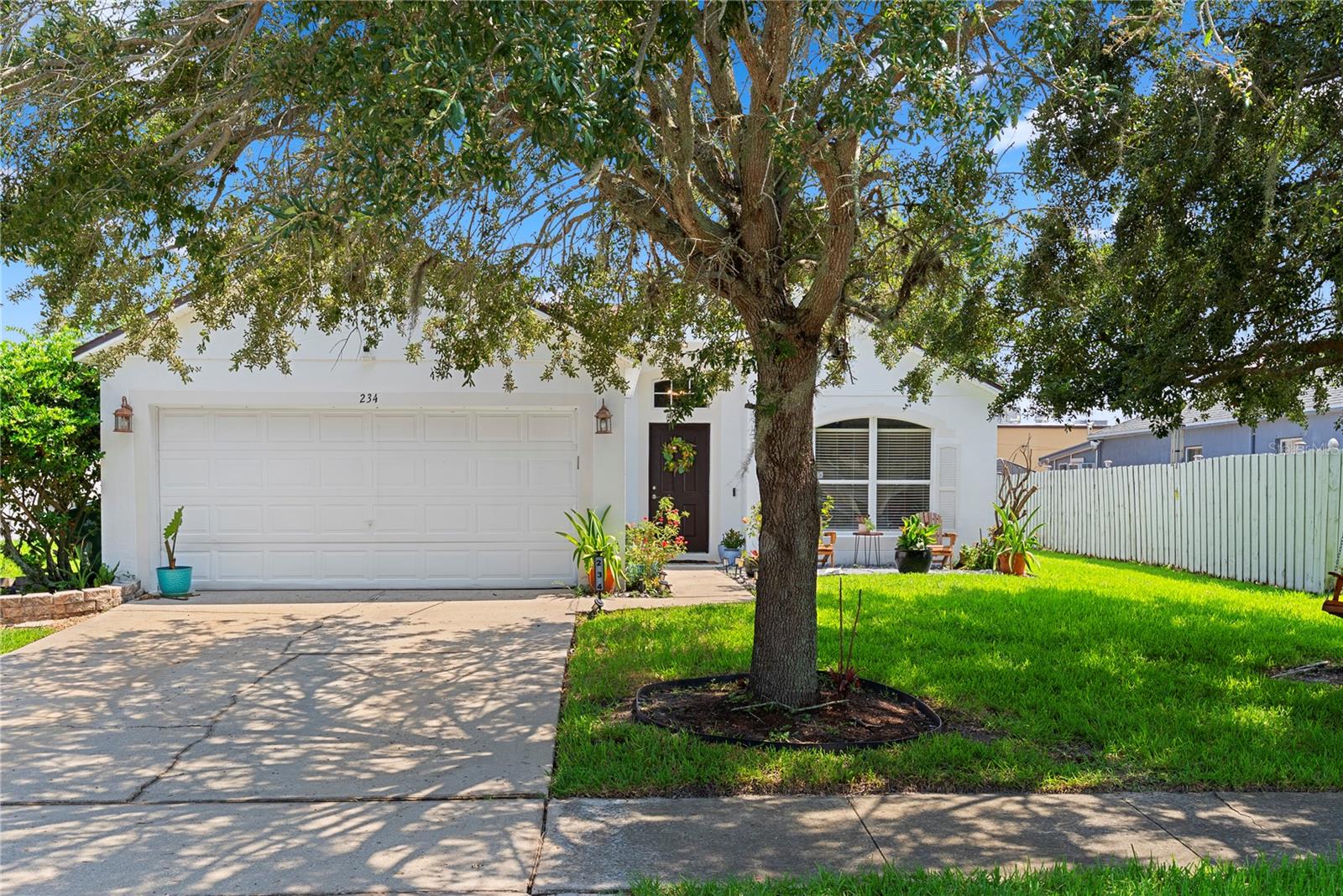 234 GRAND ROYAL CIR