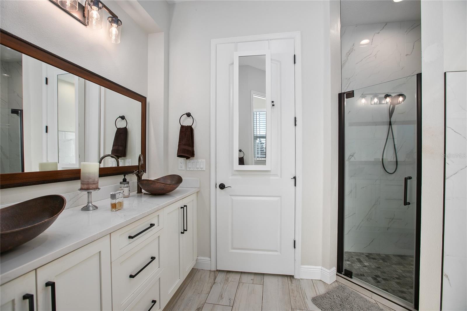 1980 E KICKLIGHTER RD