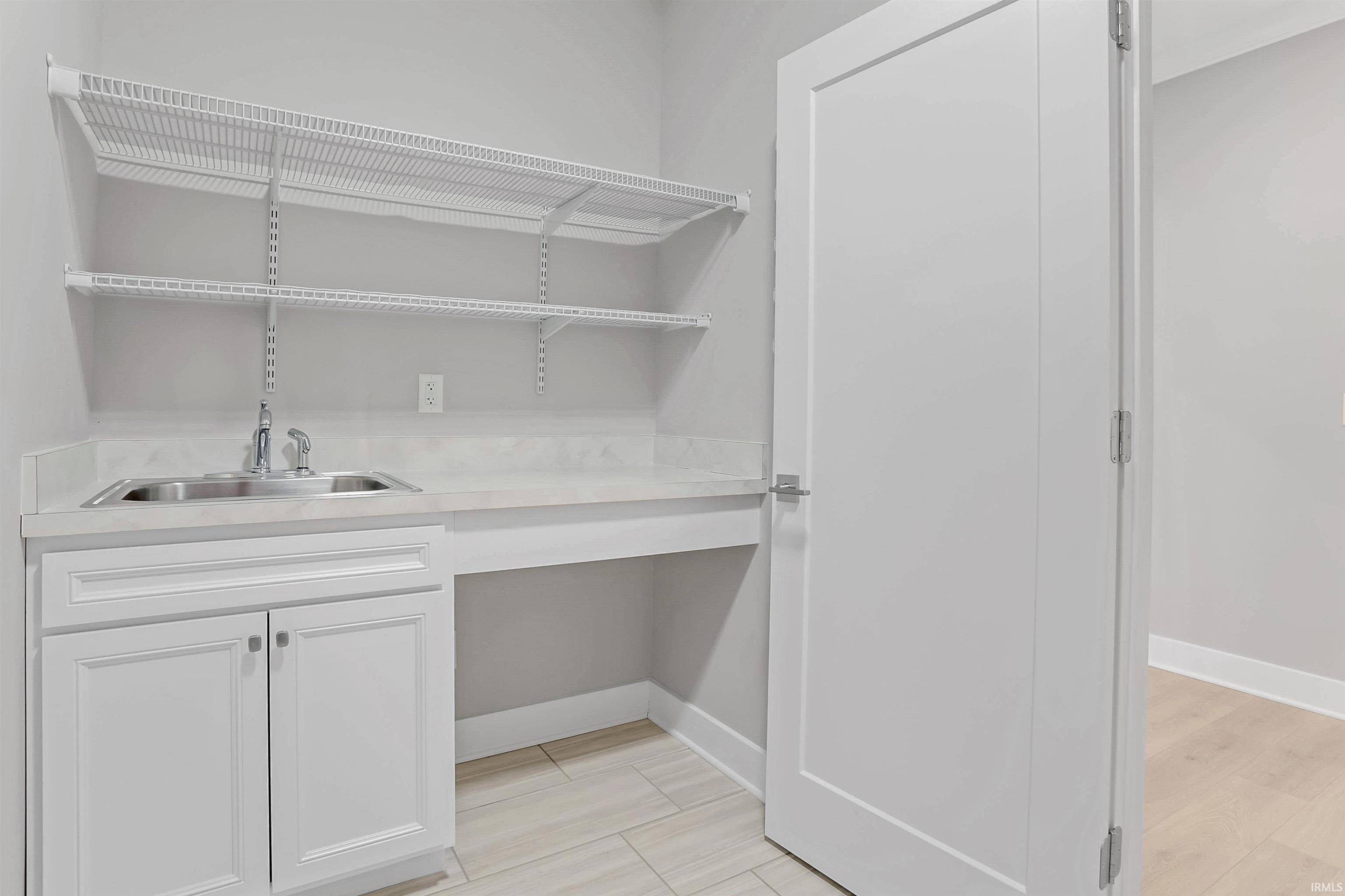 6973 Ironwood Circle