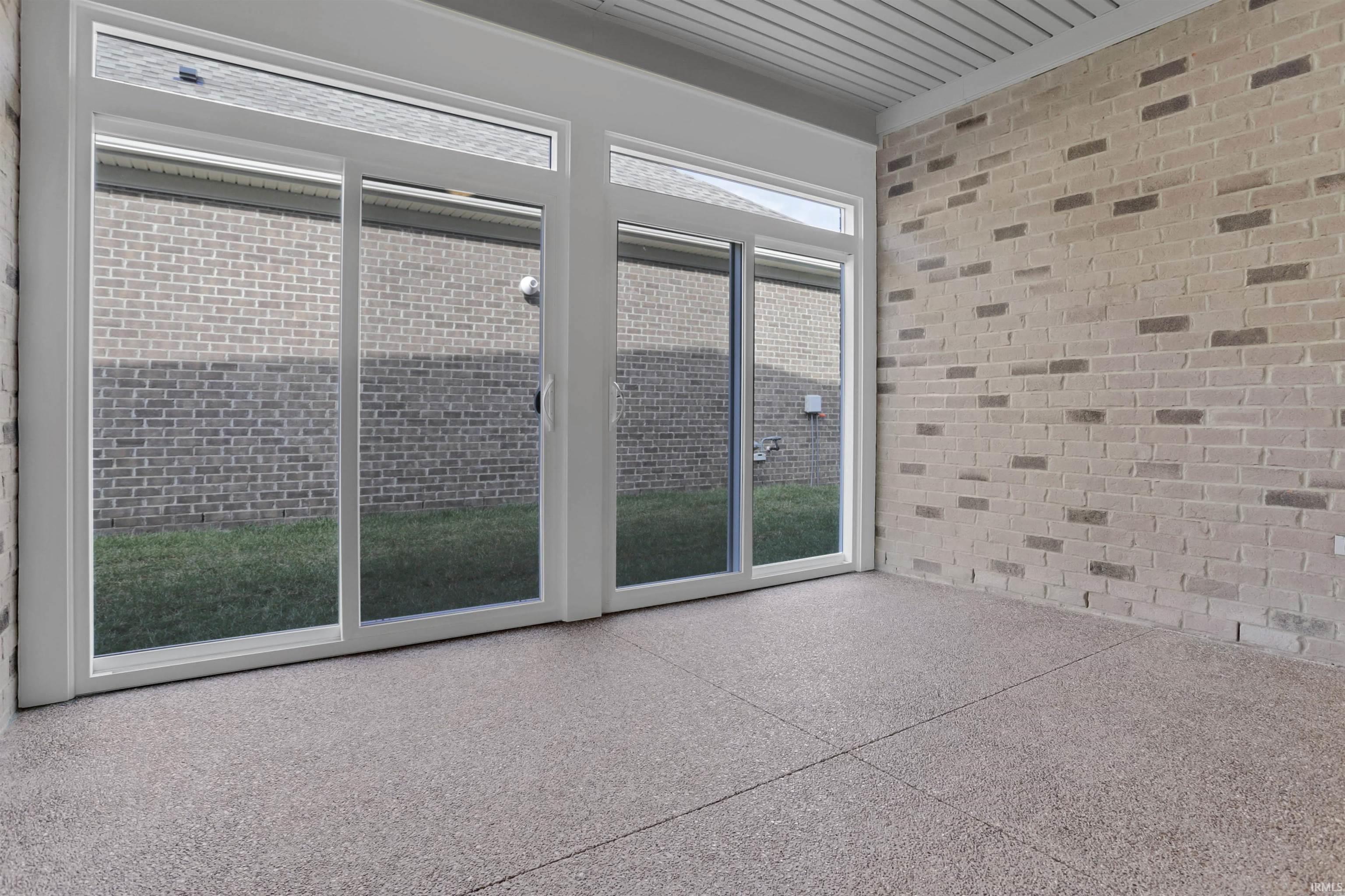 6973 Ironwood Circle