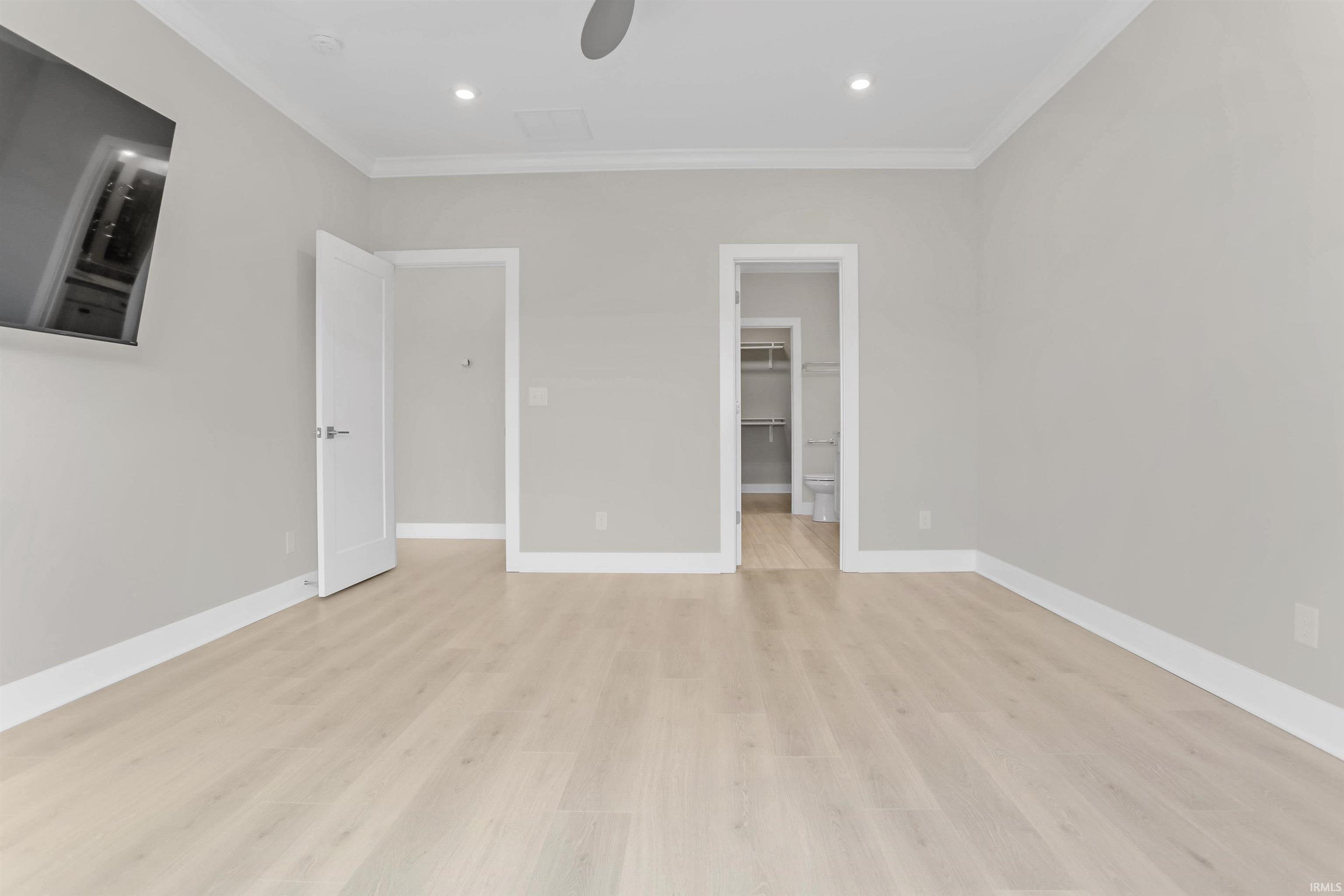 6973 Ironwood Circle