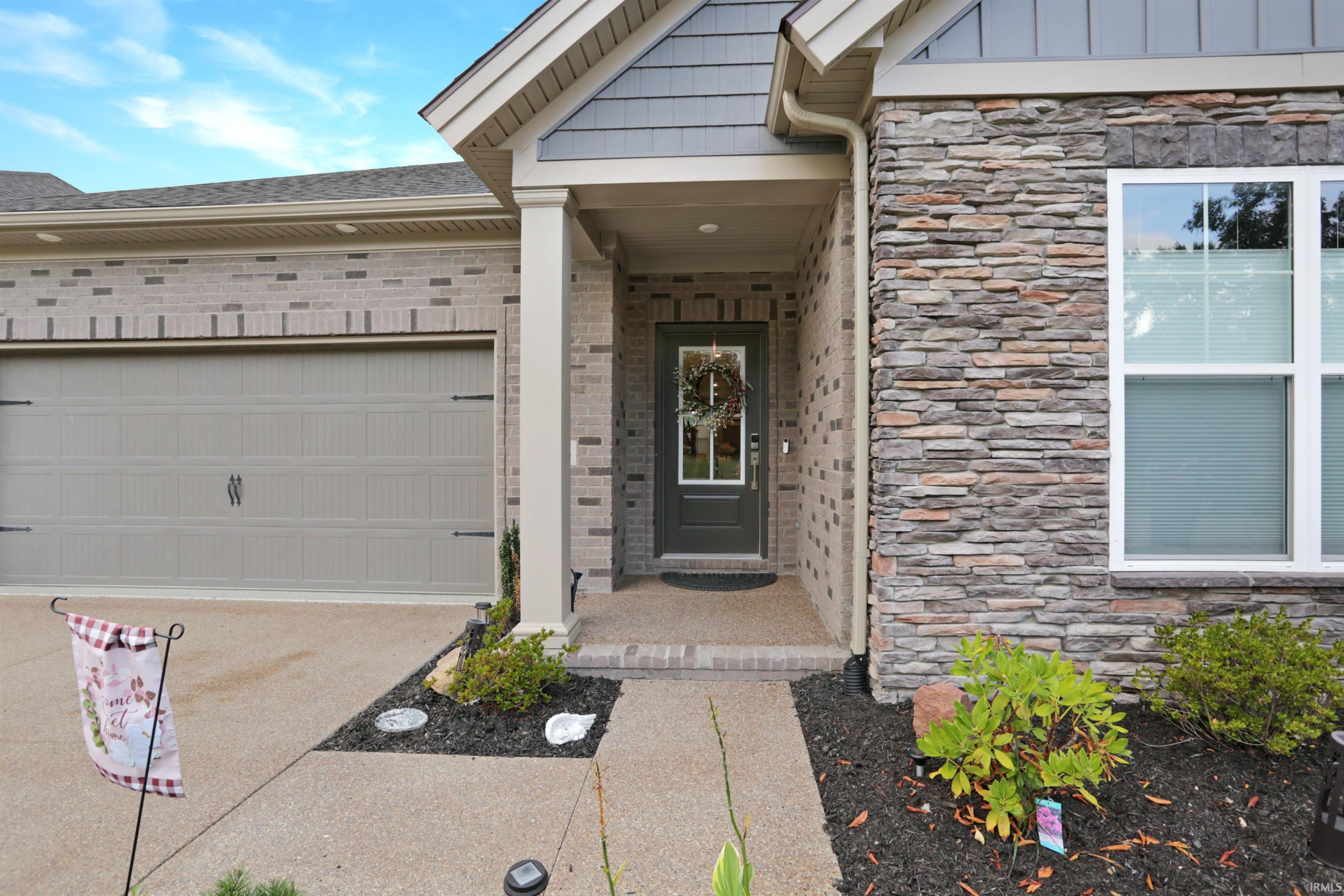 6973 Ironwood Circle