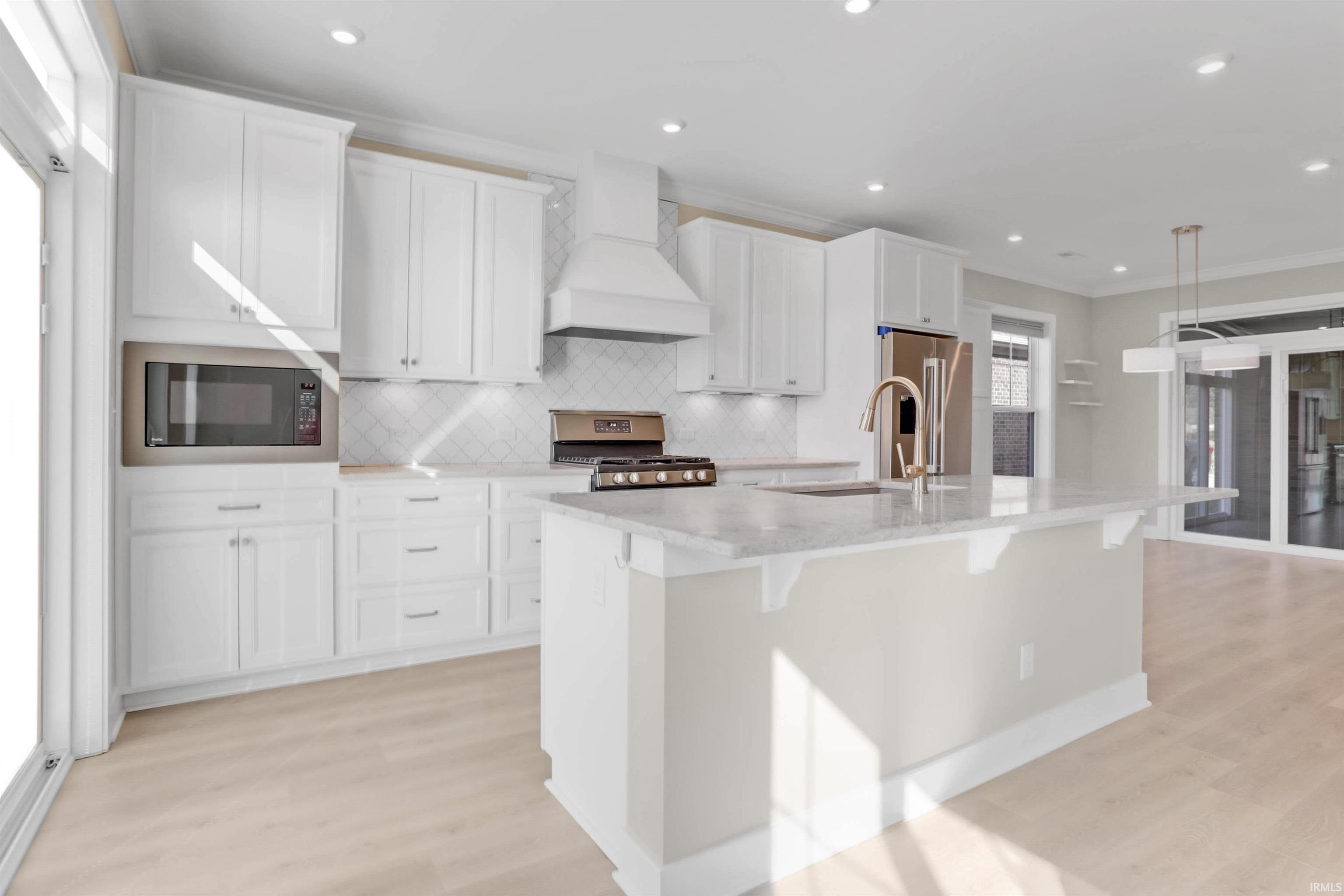 6973 Ironwood Circle