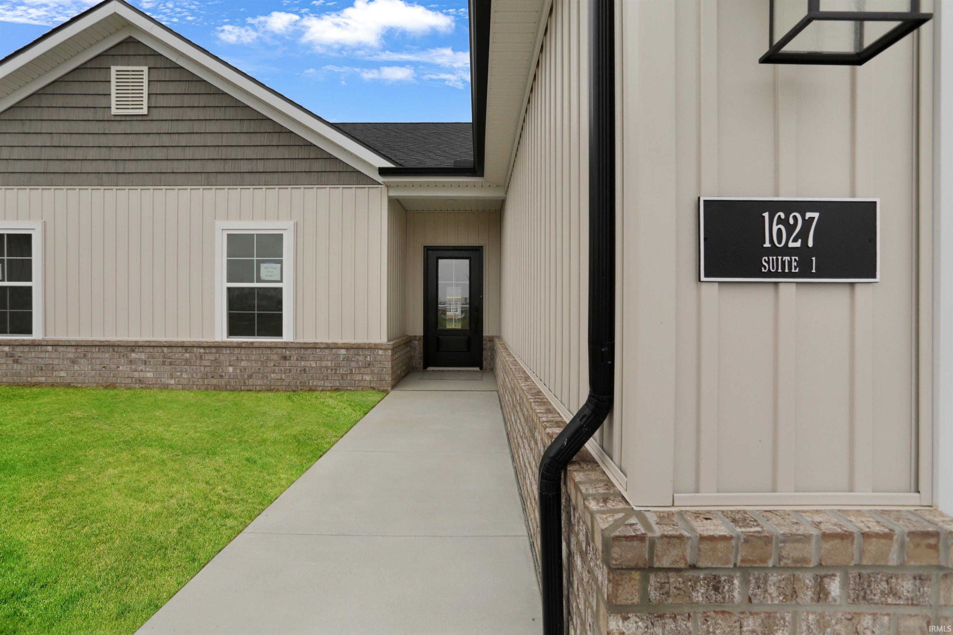 1627 Theo Drive Unit: Suite 1