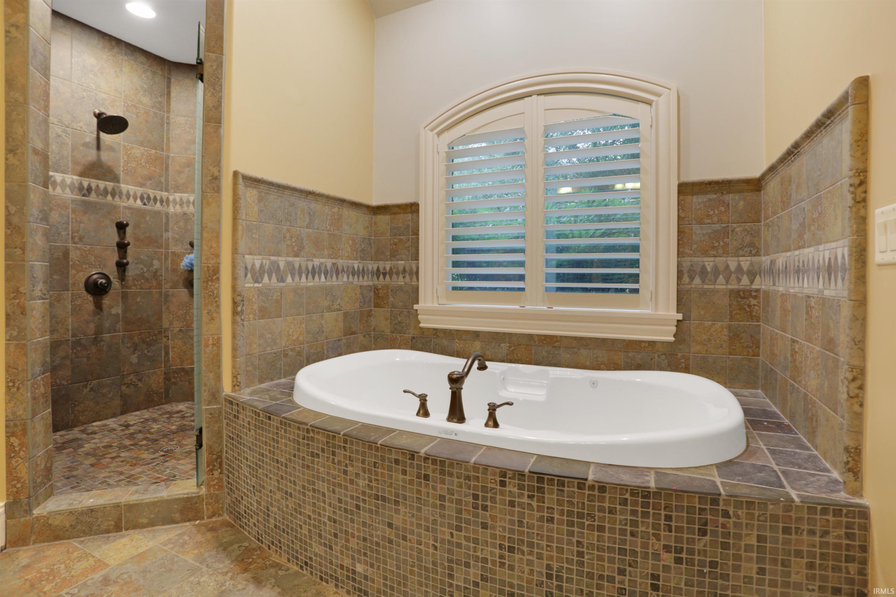 5318 Claiborn Court