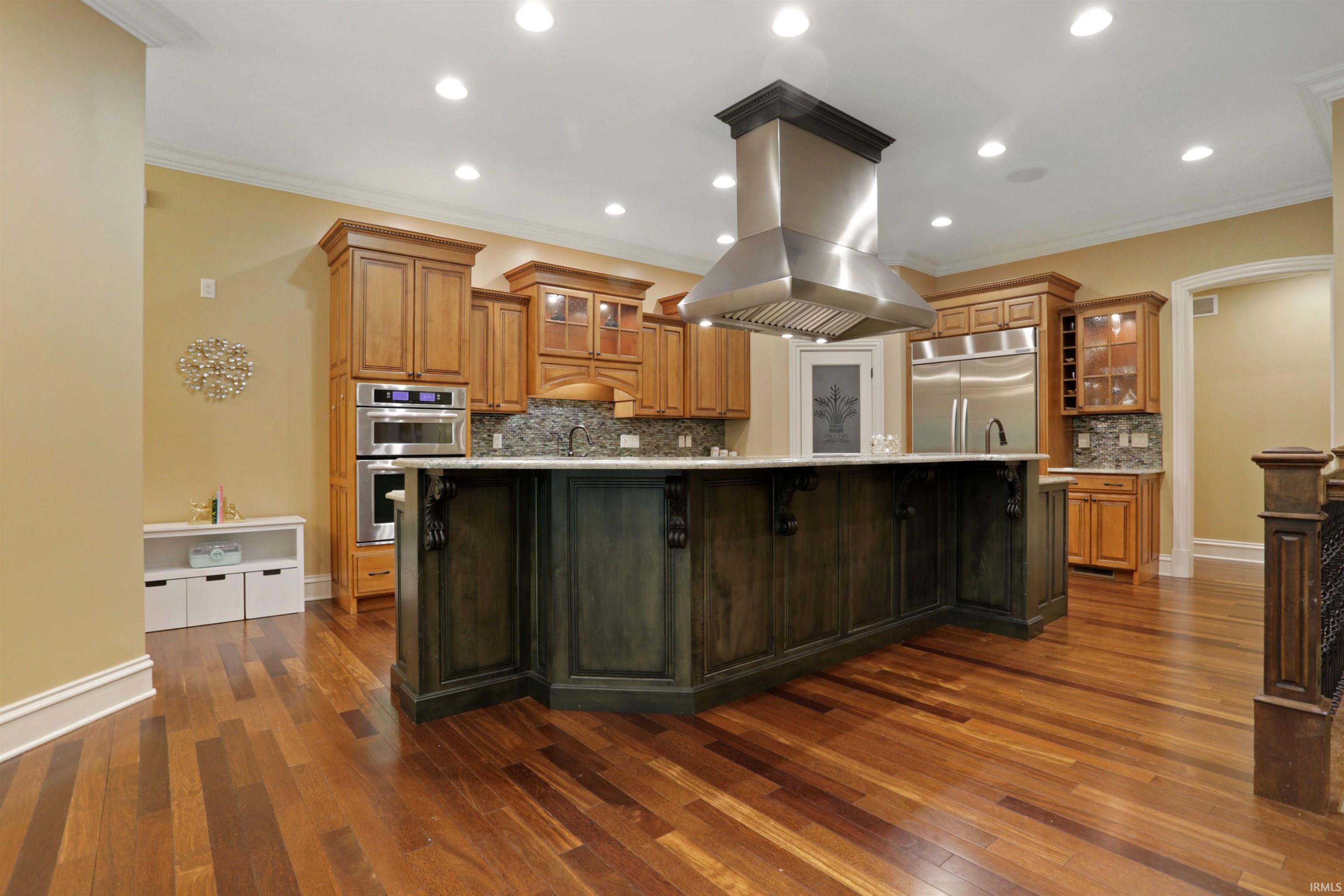 5318 Claiborn Court