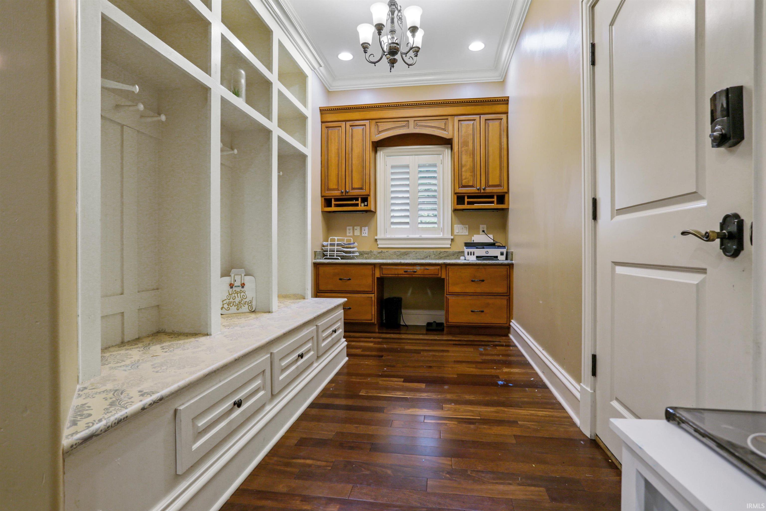5318 Claiborn Court