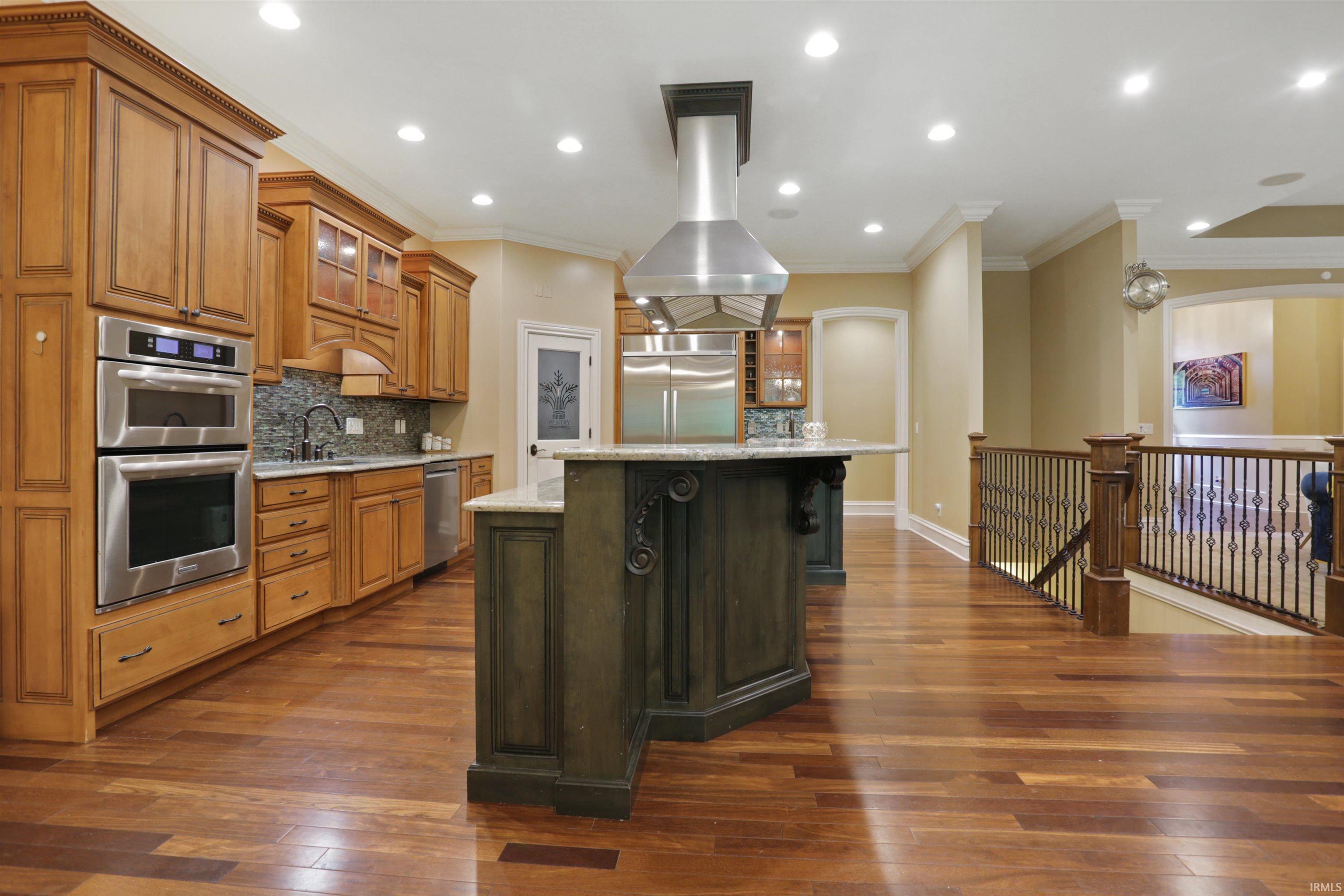 5318 Claiborn Court