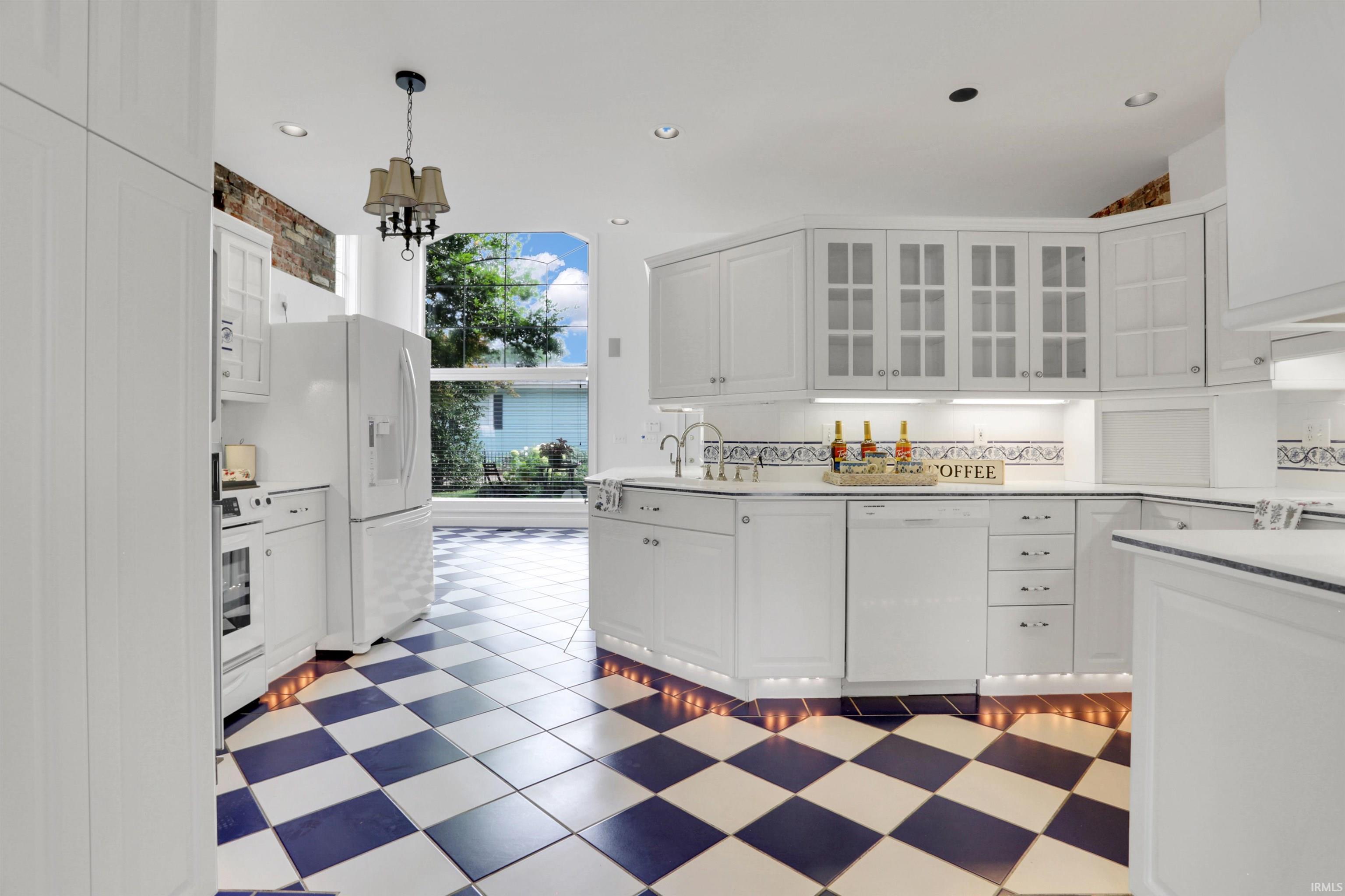 422 W Water Street