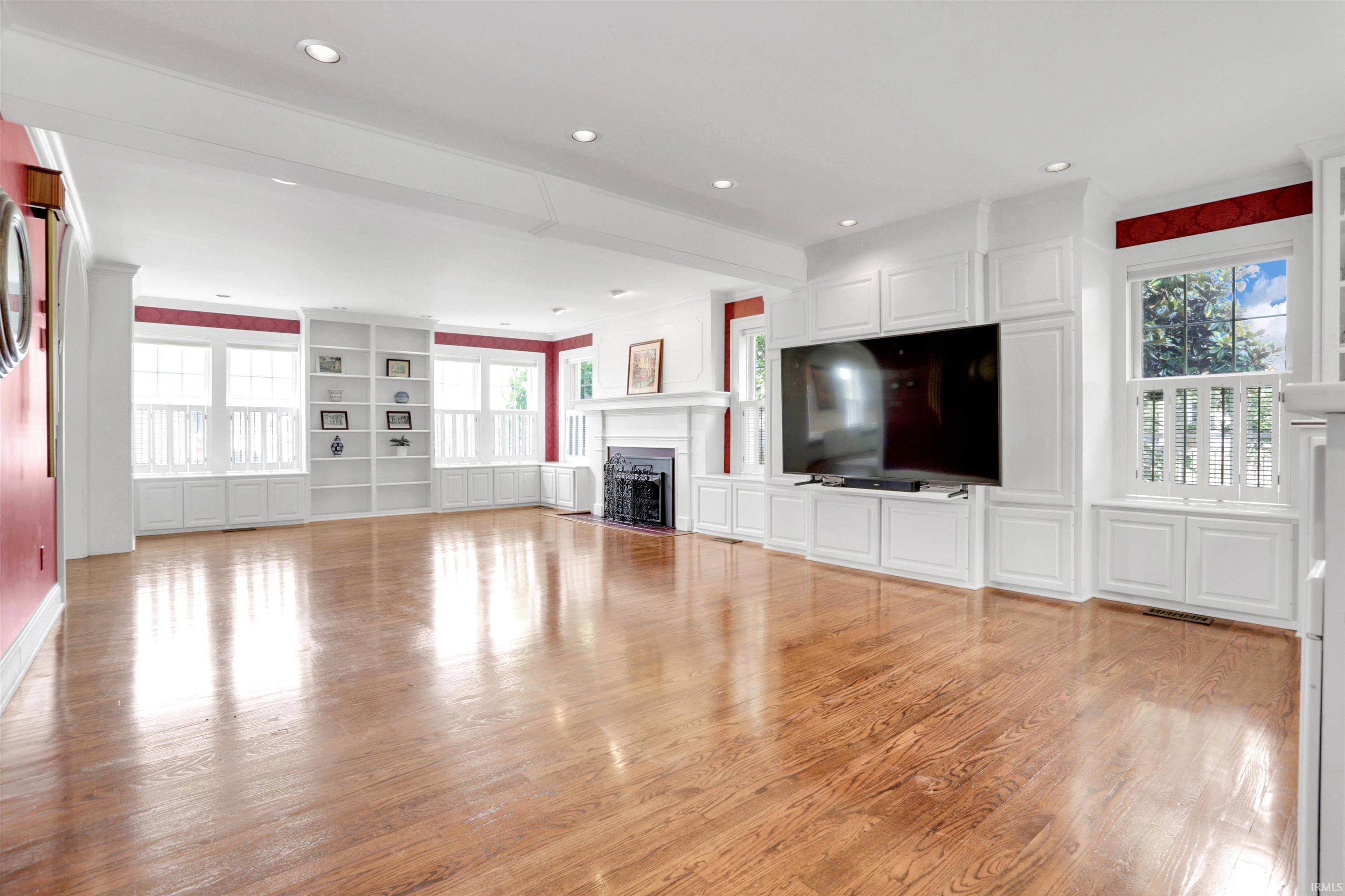 422 W Water Street
