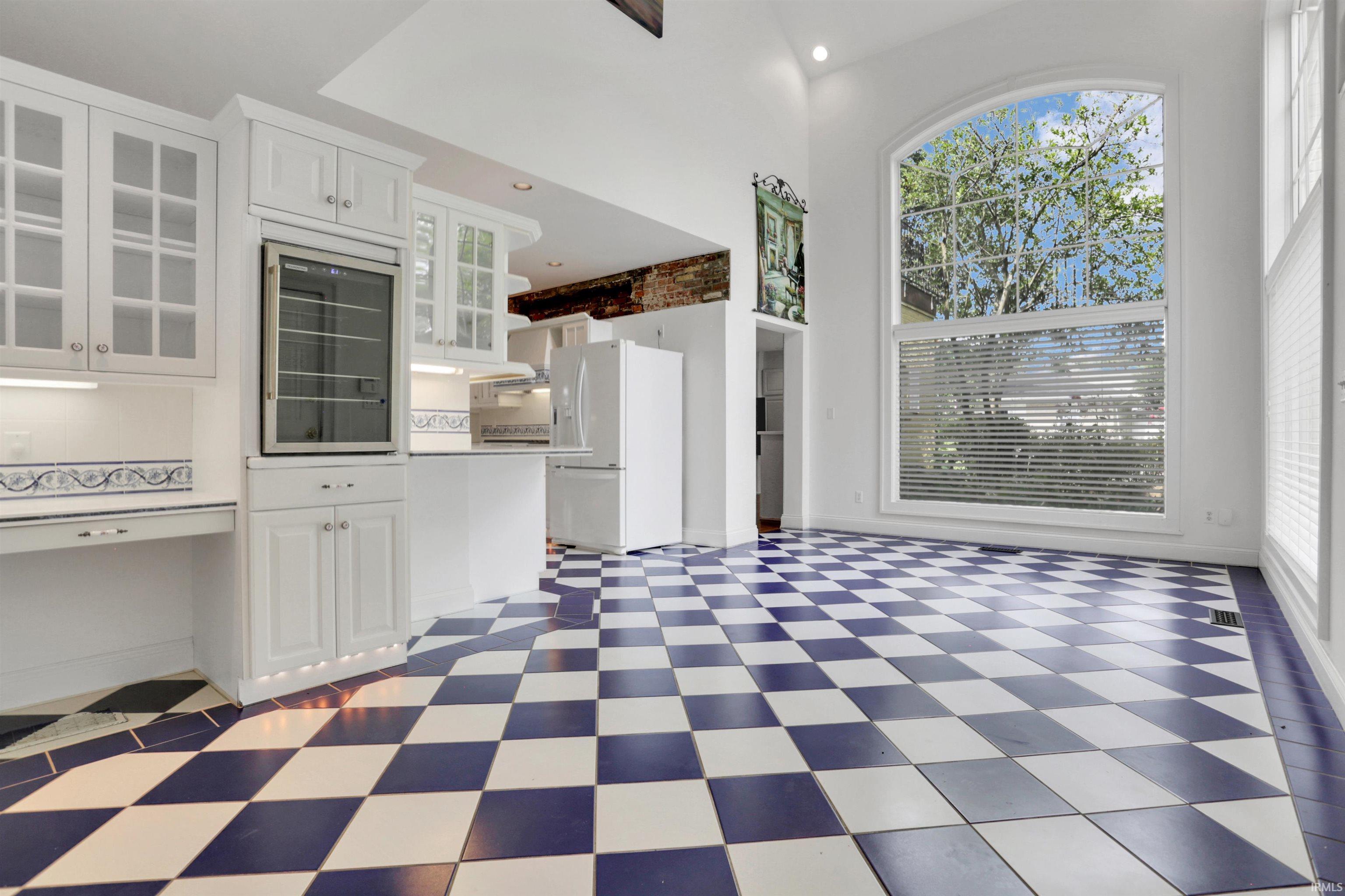 422 W Water Street