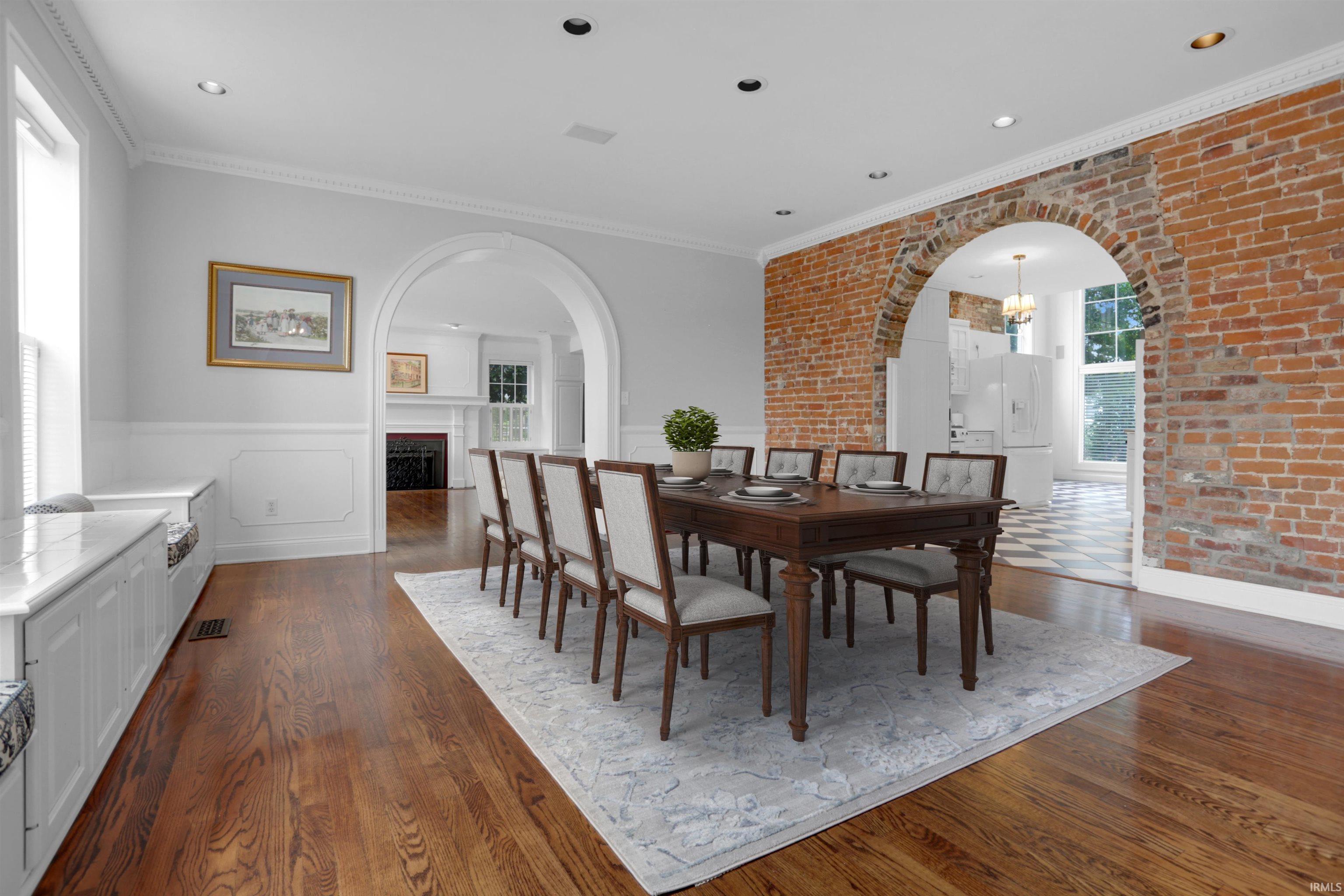 422 W Water Street