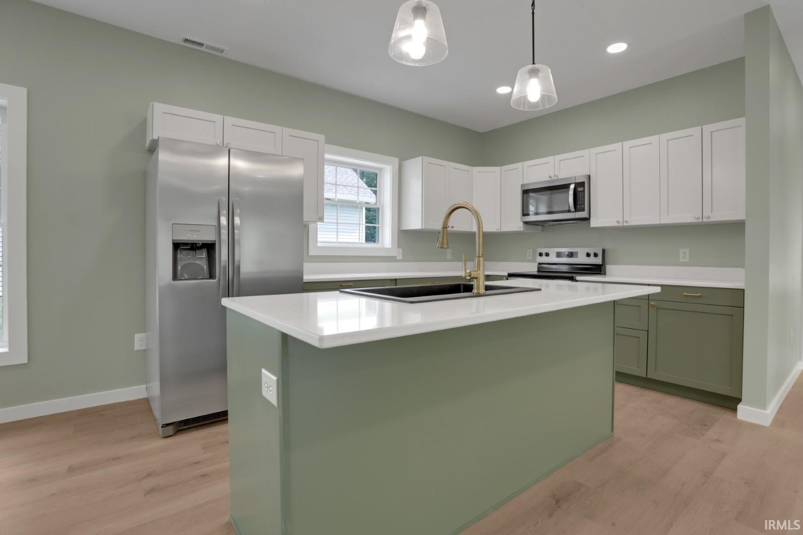 810 E Emerson Street