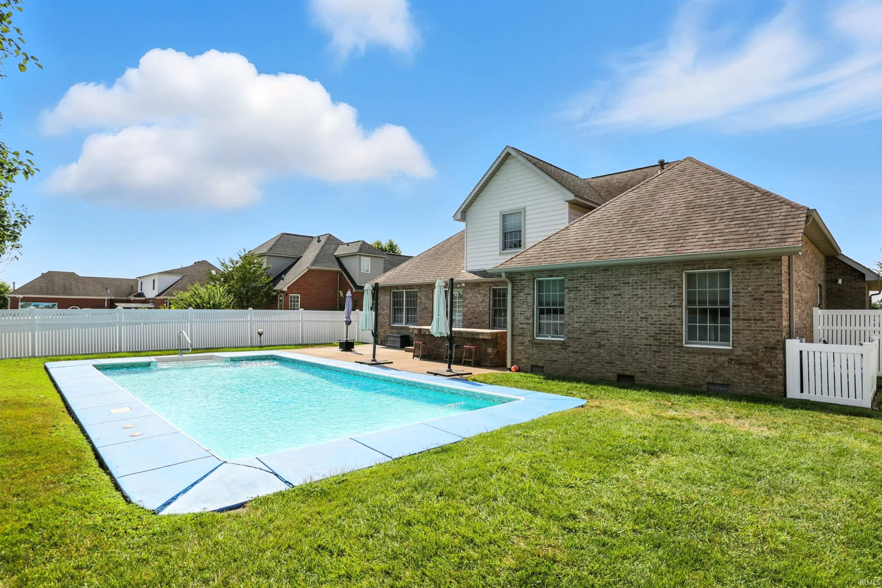 5800 Glen Lake Drive