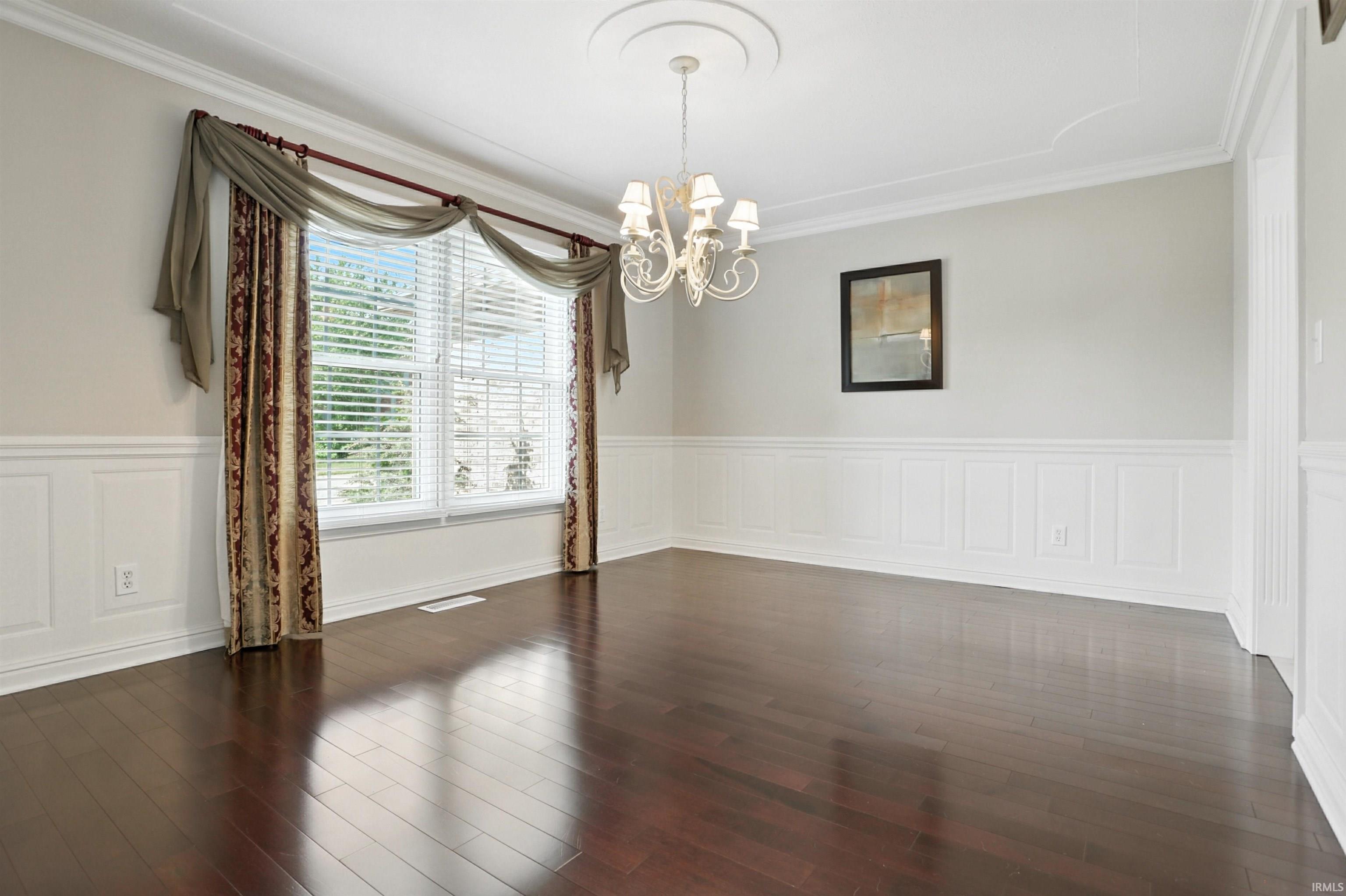 5800 Glen Lake Drive