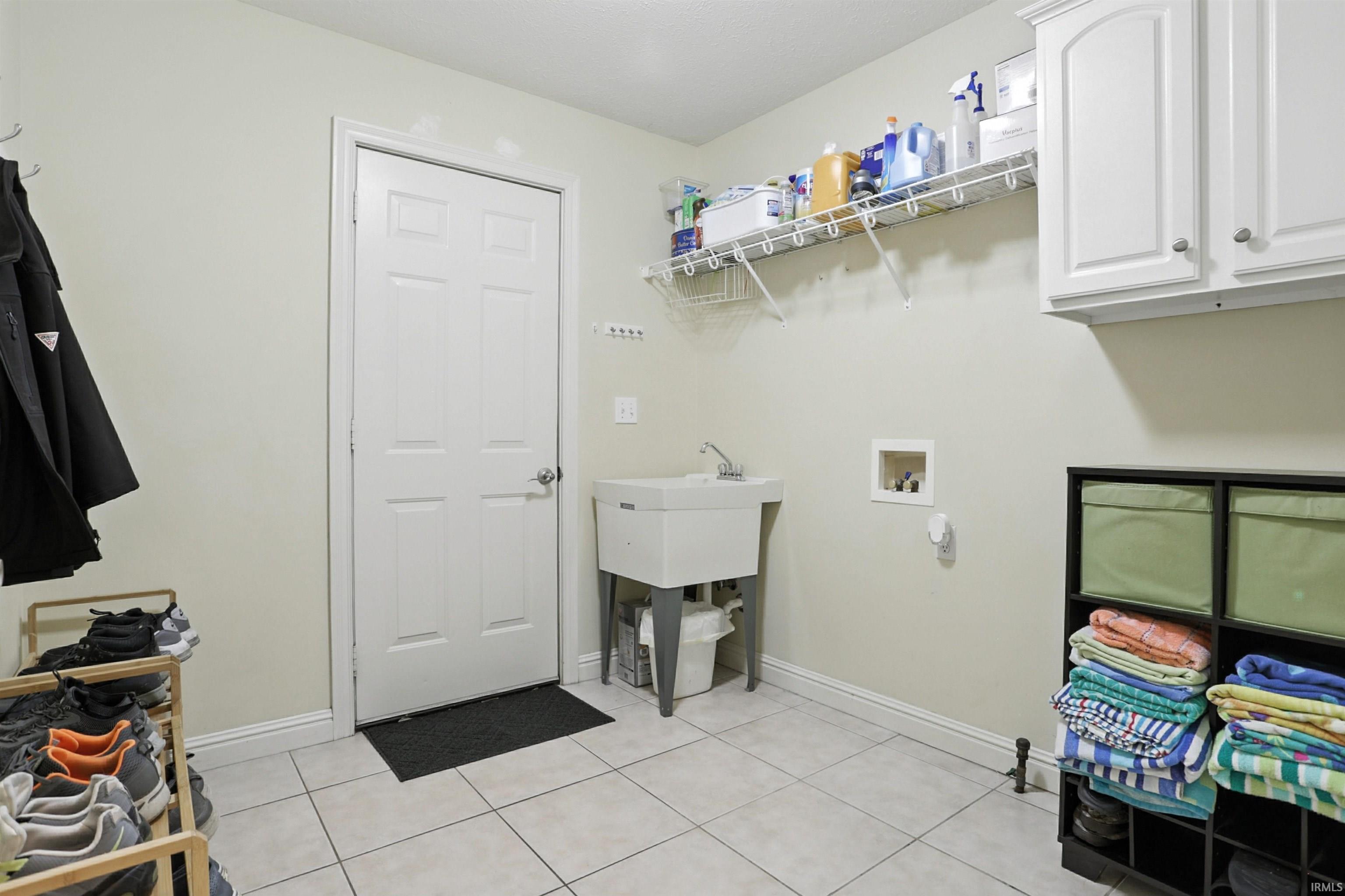 5800 Glen Lake Drive