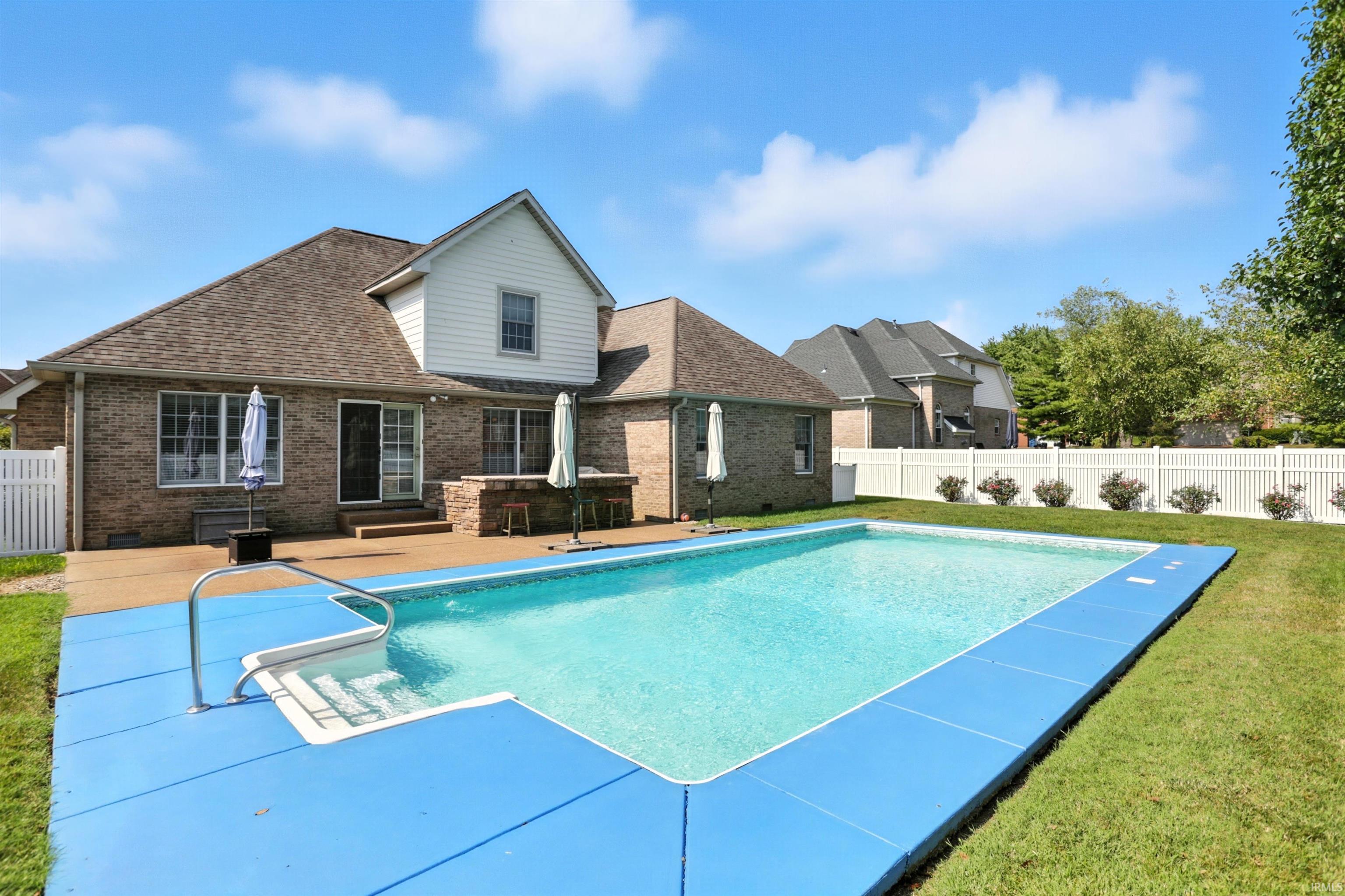 5800 Glen Lake Drive