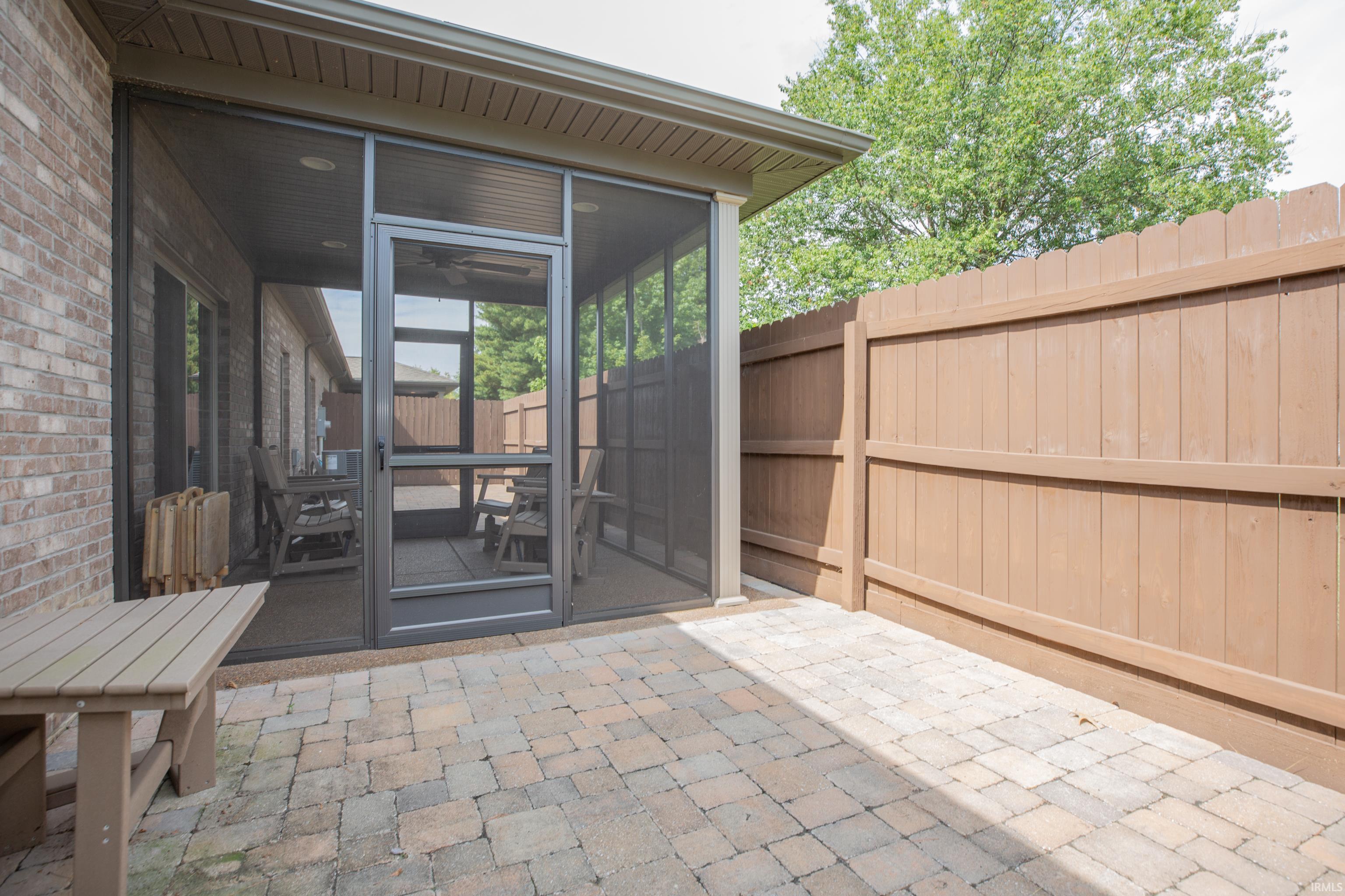 8218 Nolia Lane