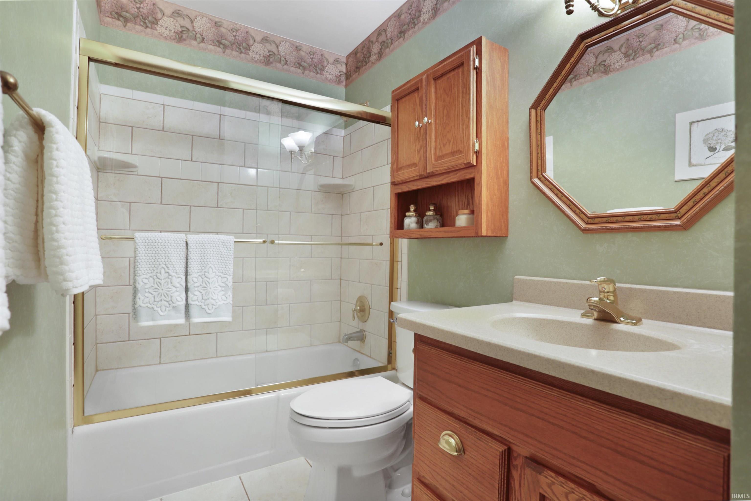 6013 Whitethorne Drive